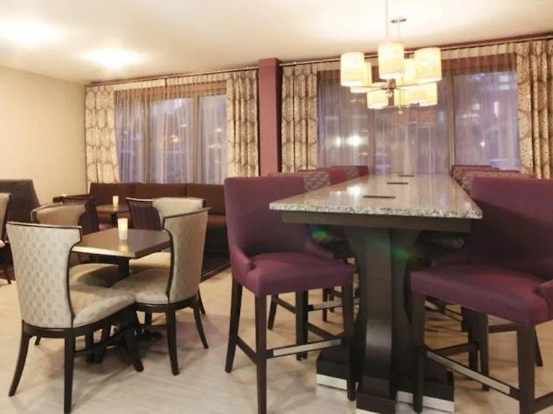 Hampton Inn Tampa International Airport/Westshore 3*,