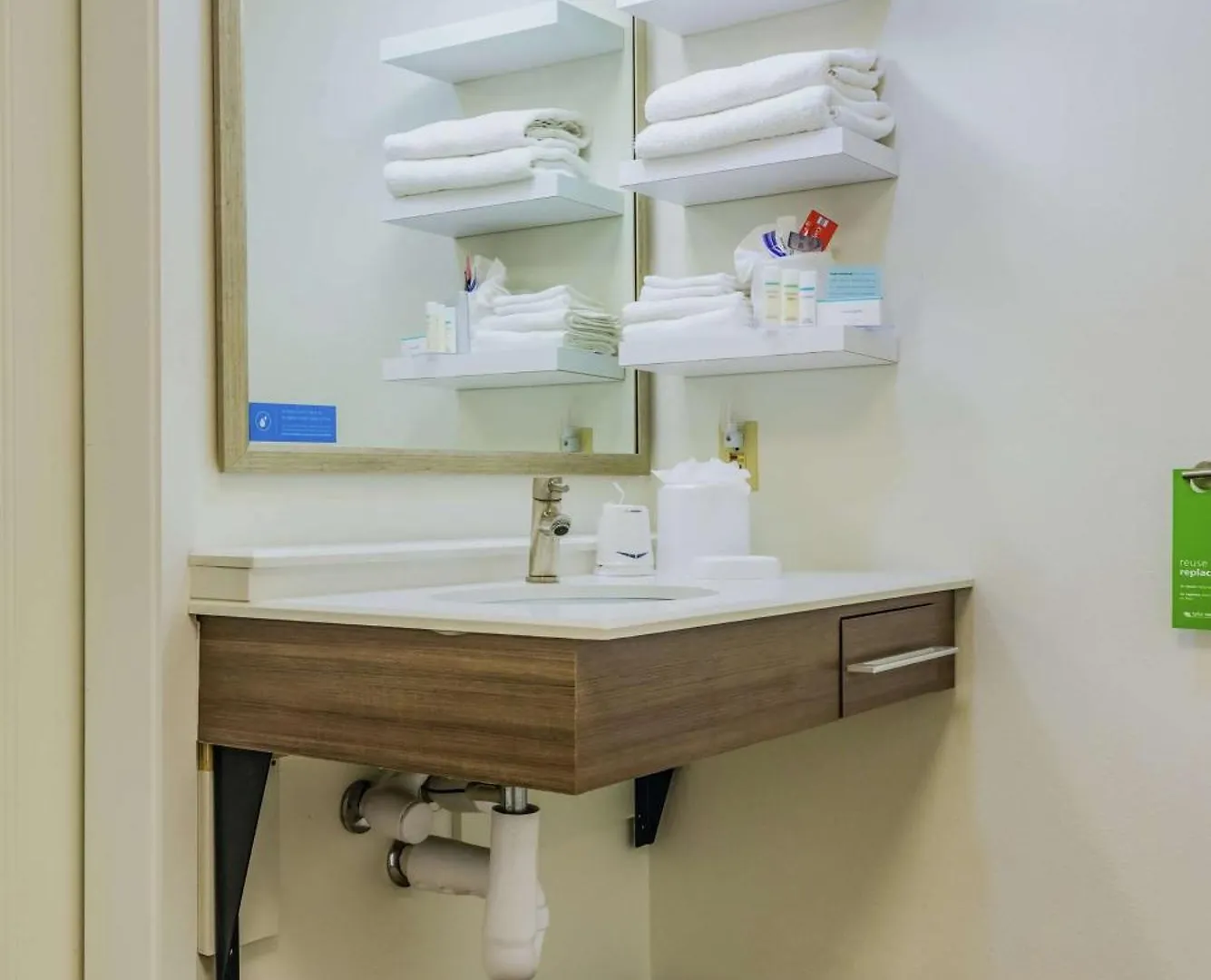 Hampton Inn Tampa International Airport/Westshore Hotel